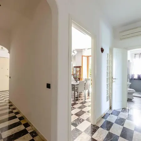 Hintown La Casa Del Pittore A Quinto Апартаменты