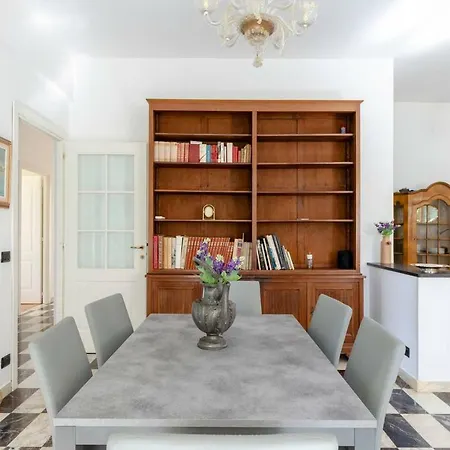 Апартаменты Hintown La Casa Del Pittore A Quinto Генуя